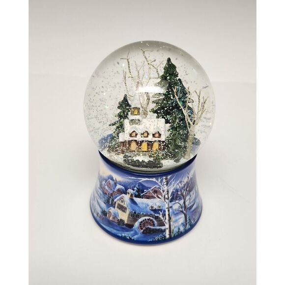 Christmas Scene Carolers Musical Snowglobe plays Jingle Bells - Picture 1 of 6